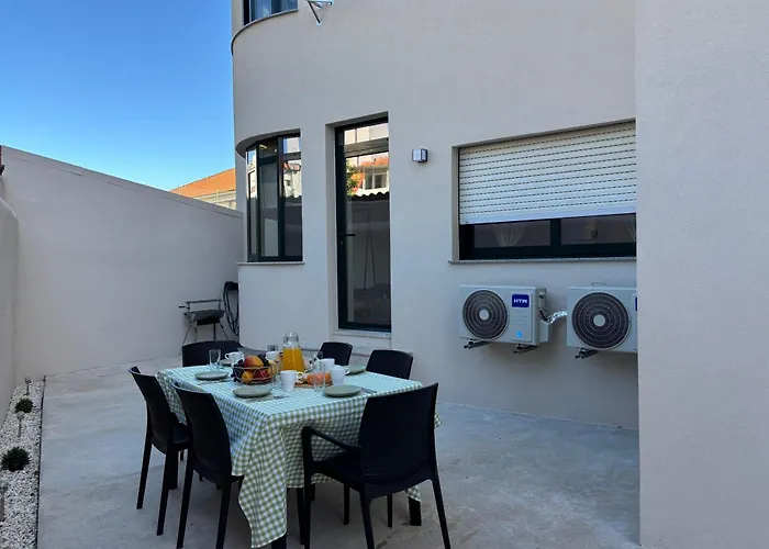 B Castelo * Viana do Castelo